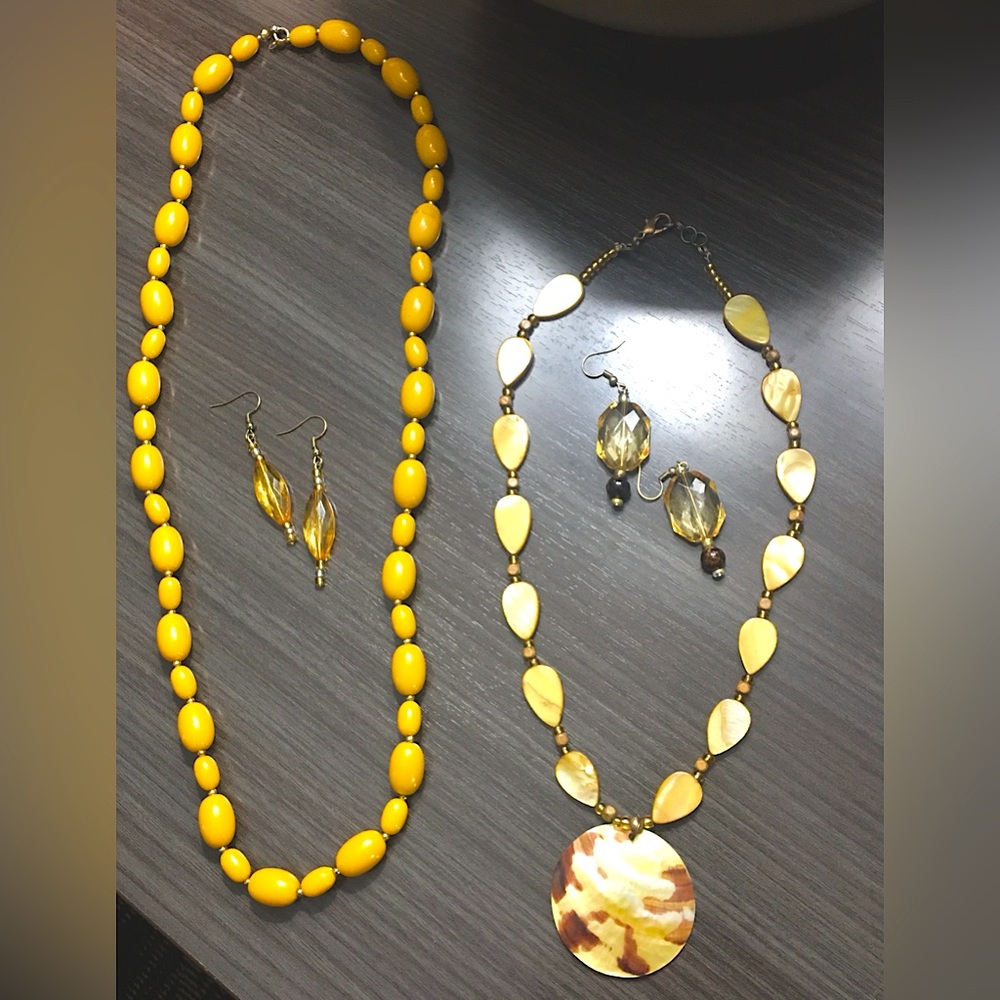 Yellow and Gold Women's Jewelry Set